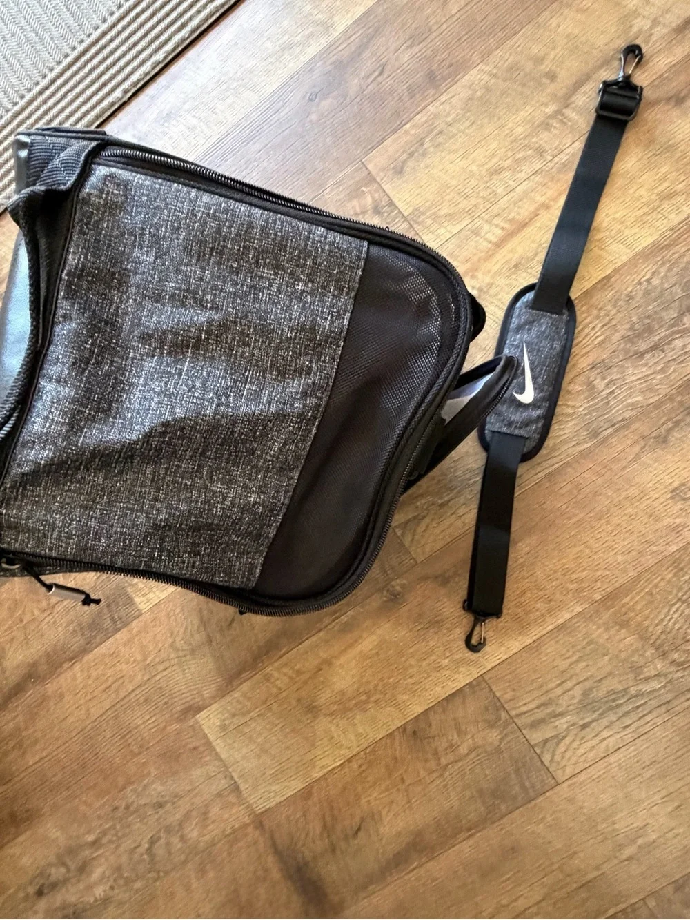 Nike Sport III Golf Duffle Bag 30L